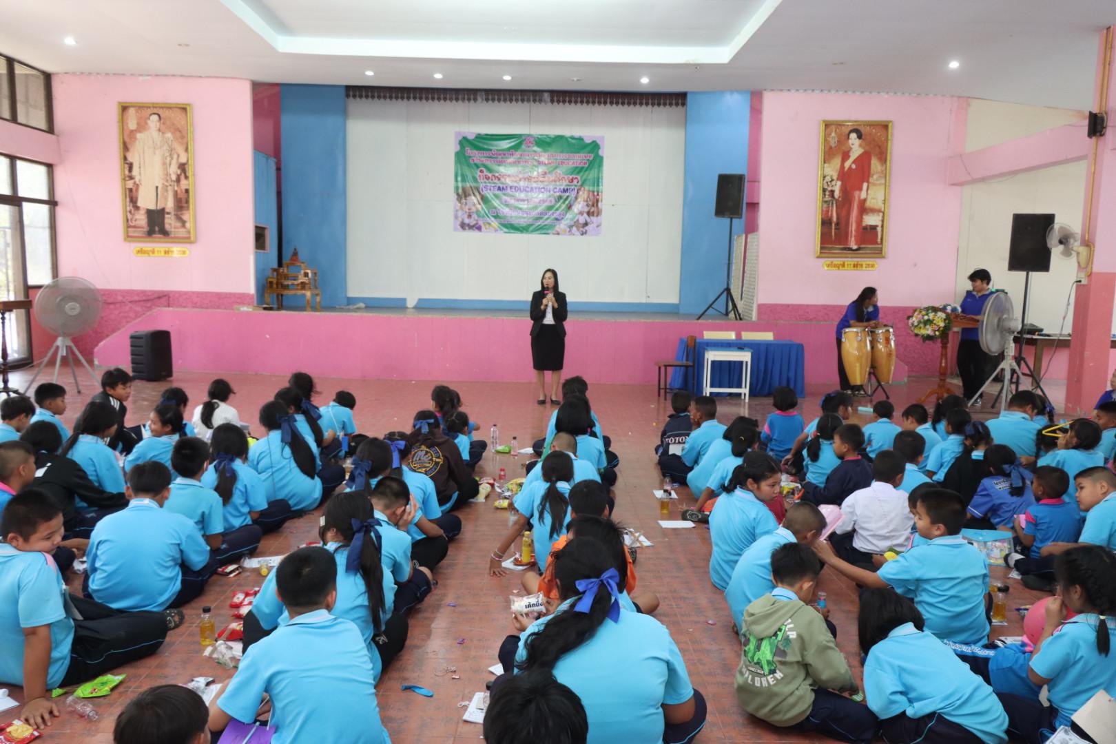 742. วันที่ 27 มกราคม 2569 โปรแกรมวิชาวิทยาศาสตร์ทั่วไป ได้จัดค่ายสเต็มศึกษาให้กับนักเรียนชั้นประถมศึกษาปีที่1-6 ณ โรงเรียนอนุบาลคลองขลุง จ.กำแพงเพชร